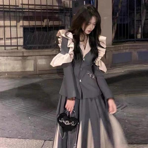 西装裙子多样搭配